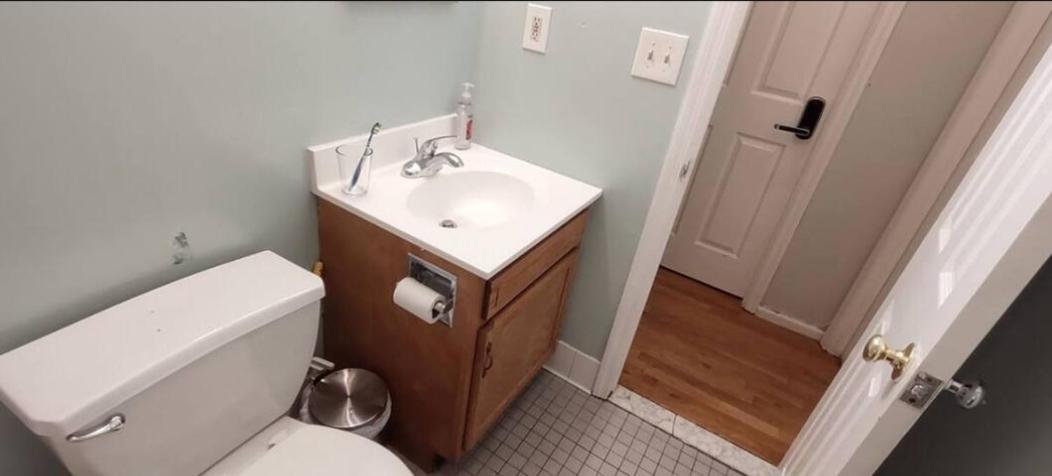Central & Affordable Williamsburg Small Room นิวยอร์ก ภายนอก รูปภาพ