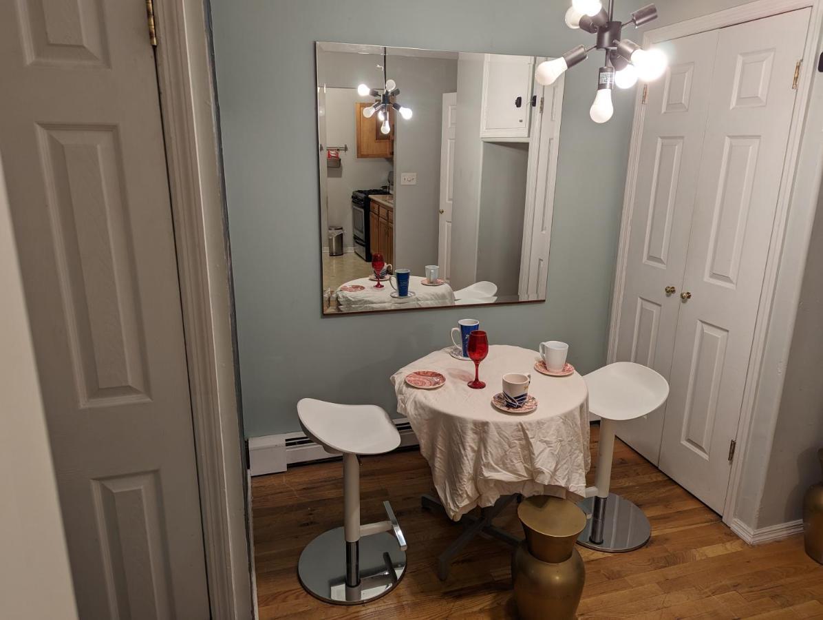 Central & Affordable Williamsburg Small Room นิวยอร์ก ภายนอก รูปภาพ